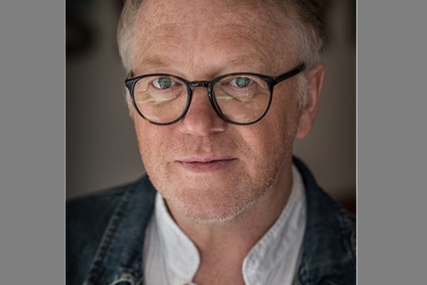 Porträtfoto Uwe Birnstein