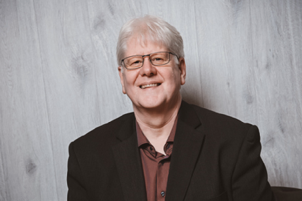 Porträtfoto Bernd Aretz